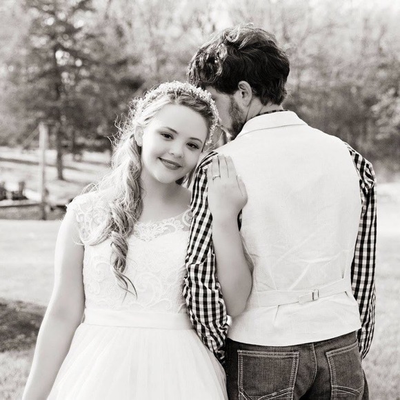 Meet your Posher, Ashley - Picture 1 of 1